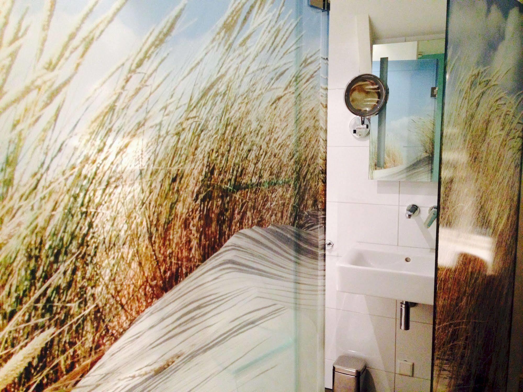 Hotel Brasserie Om De Noord Schiermonnikoog Zewnętrze zdjęcie